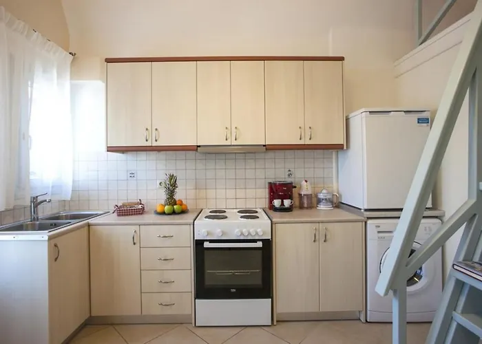 Santorini Med Homes - Sunday * Mesaria